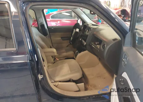 2013 Jeep Patriot Latitude из США, поврежденный, VIN 1C4NJRFB2DD101166